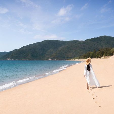 The Ritz-Carlton Sanya, Yalong Bay Hotell Exteriör bild